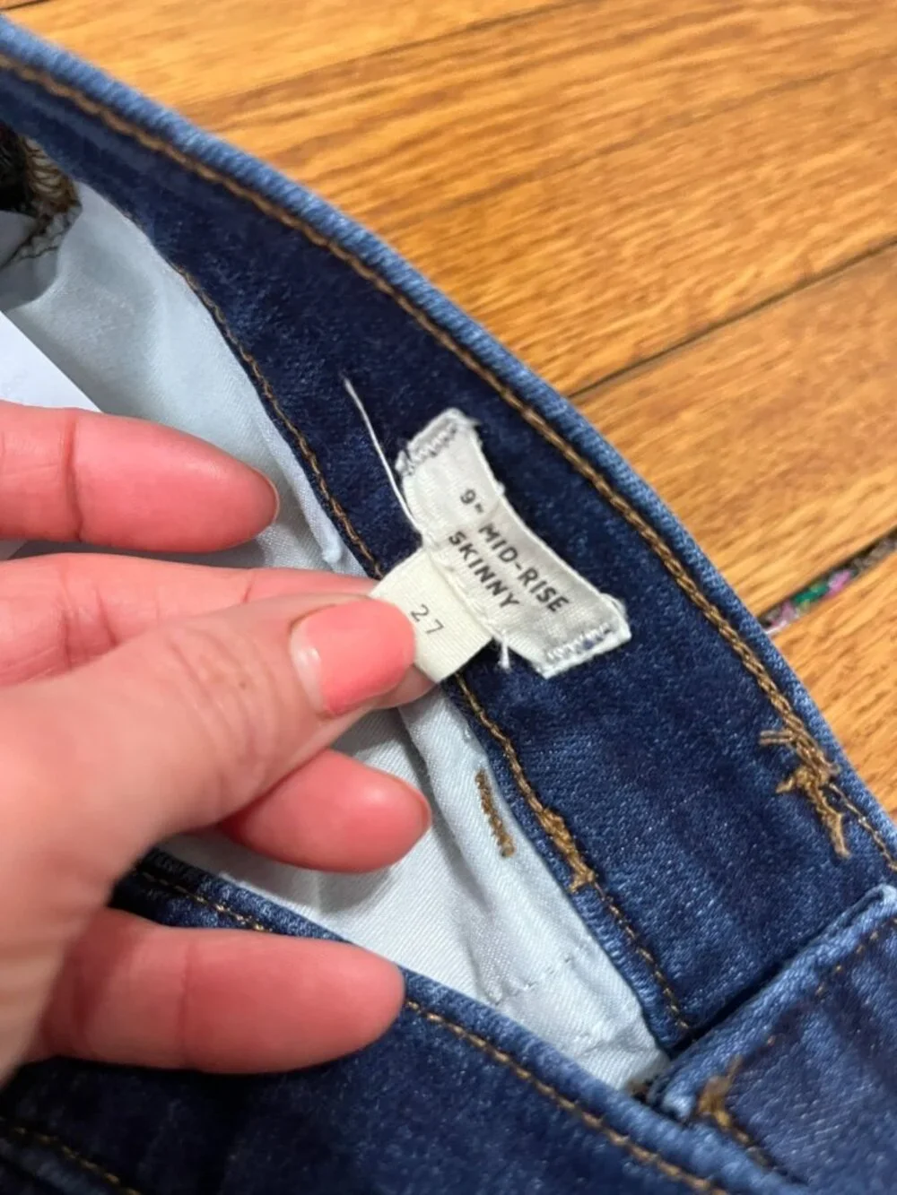 Madewell 9" Mid Rise Skinny Jeans Women's Size 27 Dark Wash Blue Denim - Picture 3 of 5